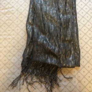 Gray Glitter Scarf